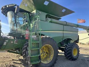 2024 John Deere S790