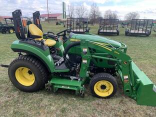 2018 John Deere 2032R