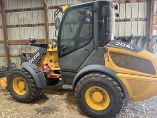 2021 John Deere 204L