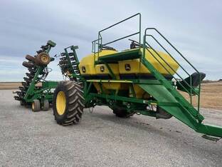 2007 John Deere 1890