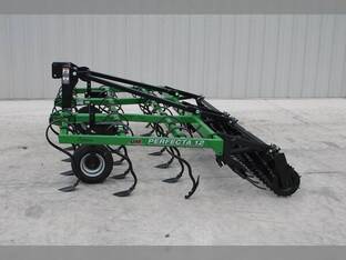 2025 Unverferth PERFECTA 12