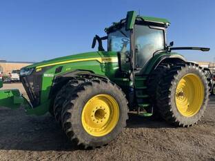 2023 John Deere 8R 370