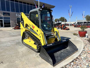 2025 Wacker Compact Track Loaders ST31 (Low Hours).