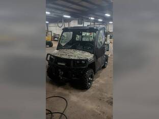 2018 John Deere GATOR XUV 835M