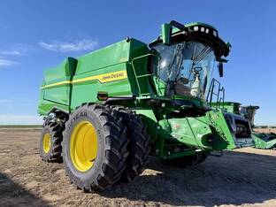 2025 John Deere S7 800