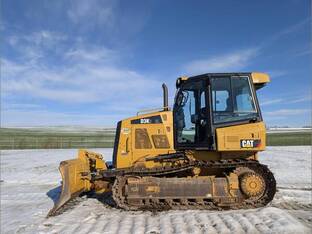 2015 Caterpillar D3K2 XL