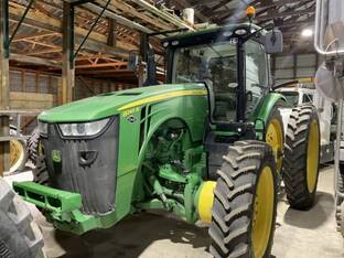 2017 John Deere 8245R