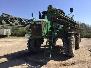 2019 John Deere R4044