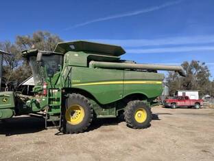 2016 John Deere S650