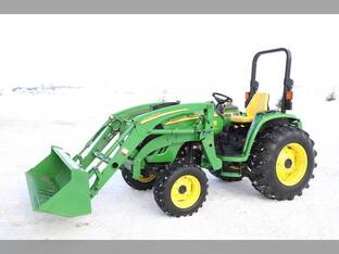 2004 John Deere 4320