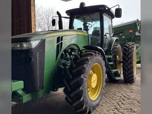 2011 John Deere 8285R