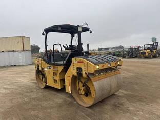 2013 Caterpillar CB54B