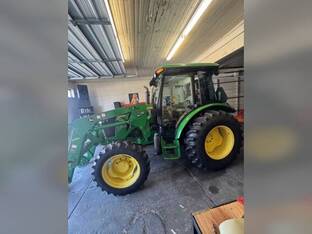 2015 John Deere 5065E