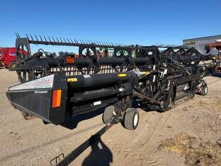 2005 MacDon Industries 974