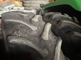 2005 John Deere 9220