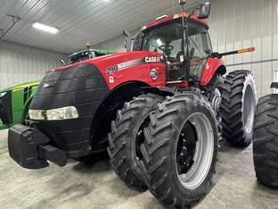 Case IH Magnum 290