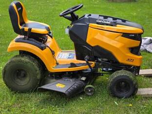 2023 Cub Cadet LT42