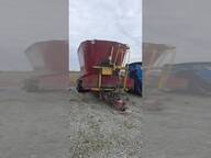 Supreme International 1700