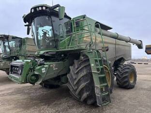 2025 John Deere S7 800