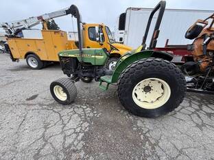 2003 John Deere 5205