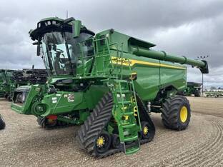 2025 John Deere S7 800