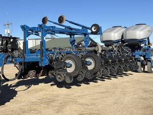 2024 Kinze 5900