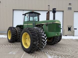 1981 John Deere 8440