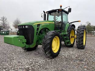 2009 John Deere 8330