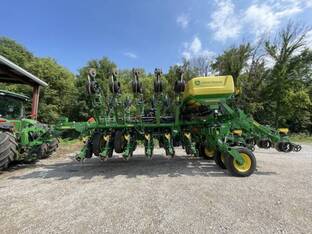 2022 John Deere 1795