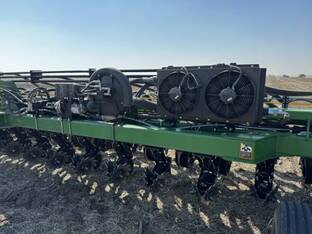 2014 John Deere DB66