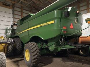2014 John Deere S670