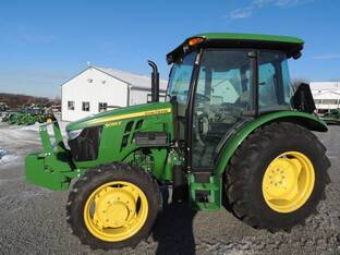2022 John Deere 5055E