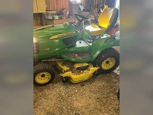 2013 John Deere X739