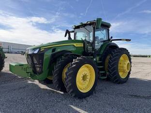 2022 John Deere 8R 410