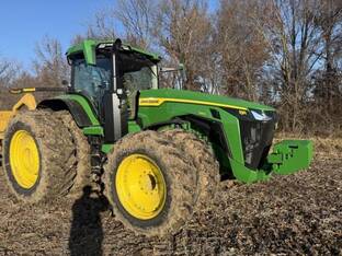 2025 John Deere 8R 340