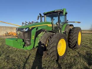 2025 John Deere 8R 340