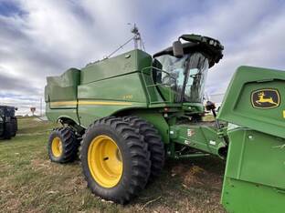 2022 John Deere S770