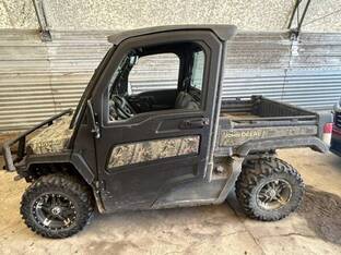 2019 John Deere XUV835M