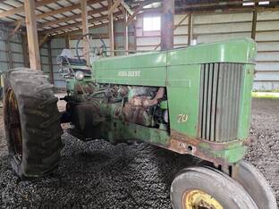 John Deere 70