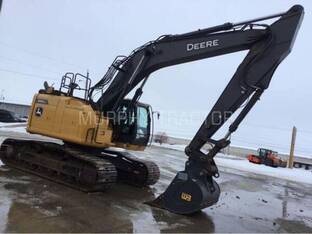 2022 John Deere 345G LC