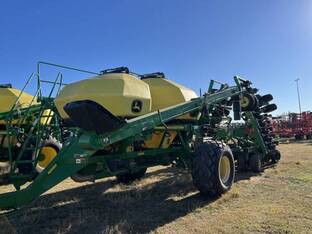 2011 John Deere 1890