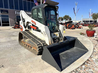 2022 Bobcat Compact Track Loaders T770
