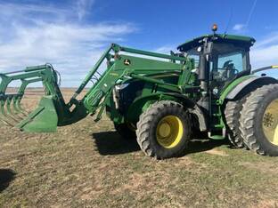 2015 John Deere 7230R