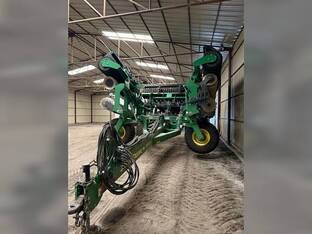 2023 John Deere 2680H