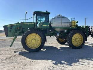 2009 John Deere 4930