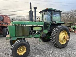 John Deere 4840