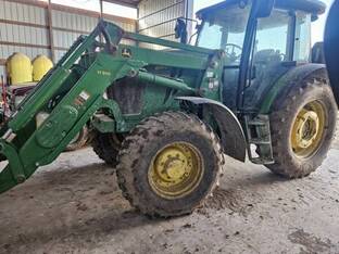 2013 John Deere 6130D