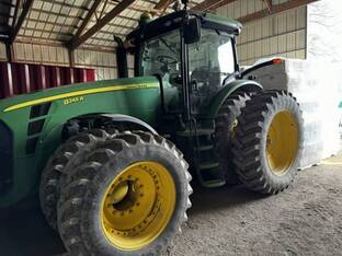 2010 John Deere 8245R