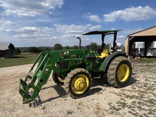 2015 John Deere 5075E