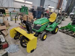 2016 John Deere X590